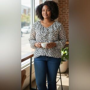 LOFT Black&Cream Ruffled Collar 
Long sleeve chiffon Blouse
Soft and sexy